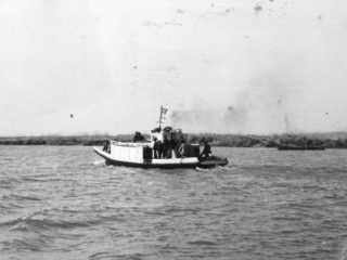 the landing and riverside path2